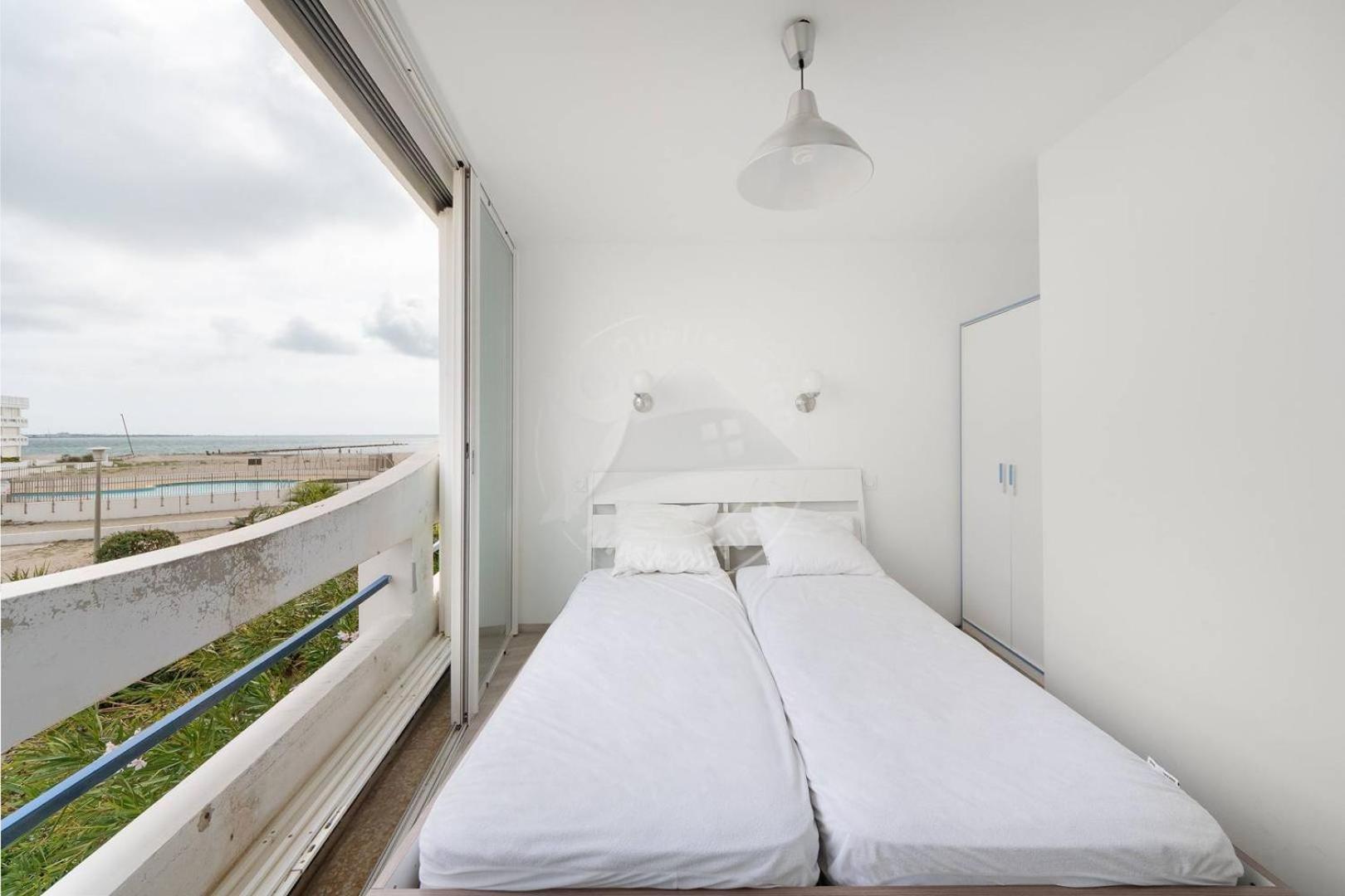 As17378 - P4 Dans Une Residence Sur La Plage Avec Vue Mer Et Piscine Le Grau-du-Roi Buitenkant foto
